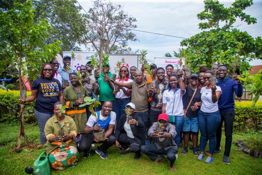 Schools urged to plant trees to promote environment conservation