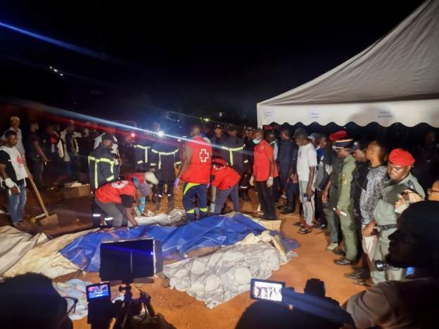 Landslide kills 14 mourners at a funeral