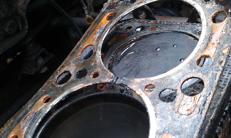 Signs of a blown head gasket to watch for