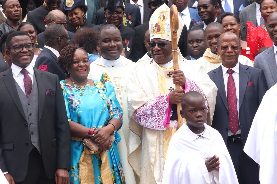 An embarrassment to Uganda: Iron sheets saga dominates Easter Sunday preaching
