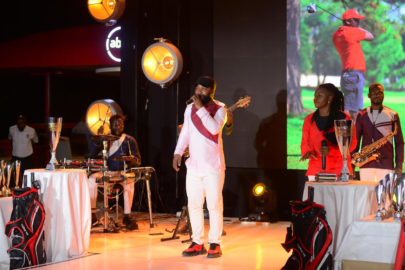 Unit 446 Band proves old is gold as golfers honour club captain