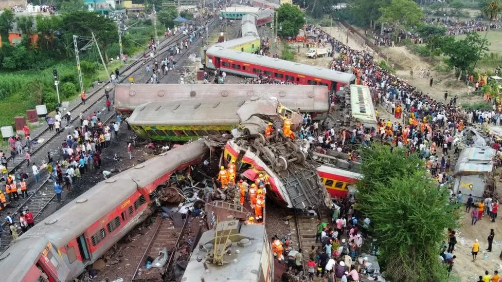 Minister hints that signal mistake led to deadly Indian train crash
