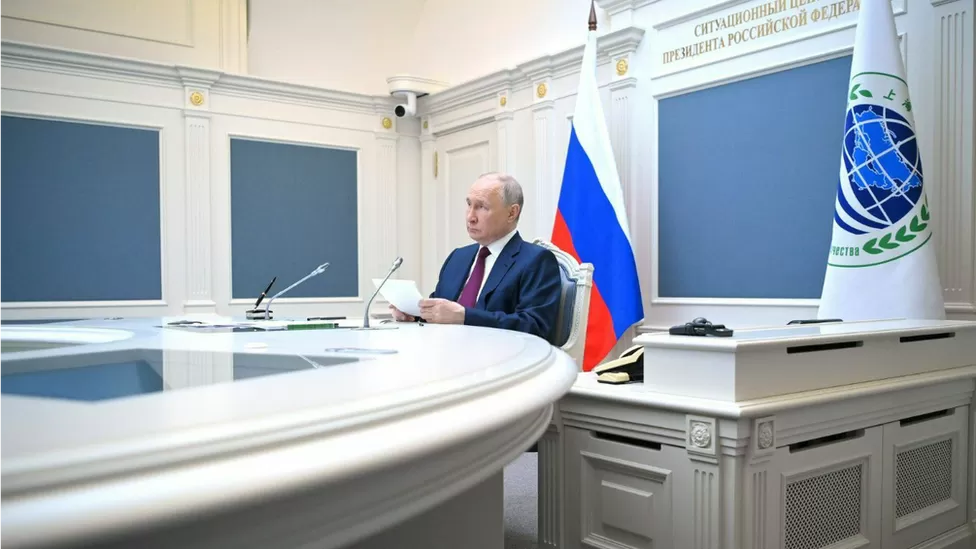 Putin says sanctions making Russia stronger