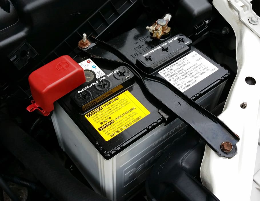 How long do hybrid car batteries last?