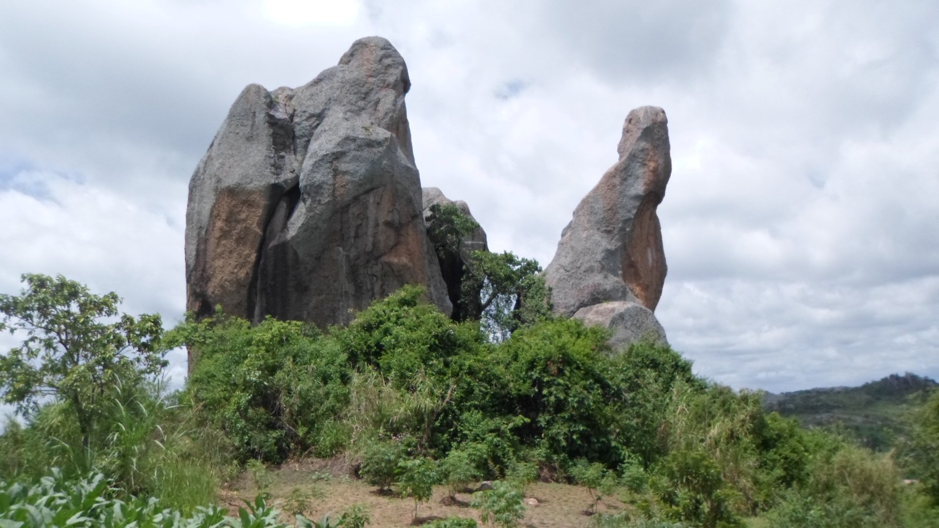 Discovering the Hidden Gems of Bunyoro: A Journey Through Time and Beauty