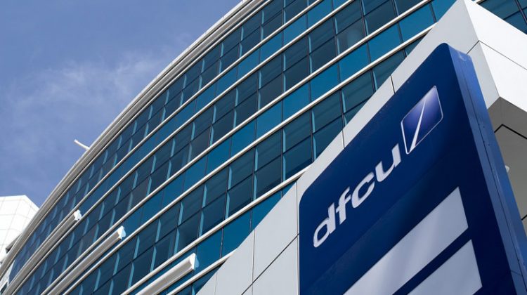 Dfcu partners with Pesapal to launch merchant acquiring services