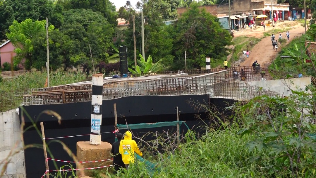 Delayed completion of Enyau bridge annoys Arua