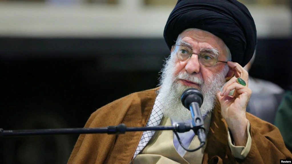 Iran leader urges Muslim states to "temporarily cut ties" with Israel