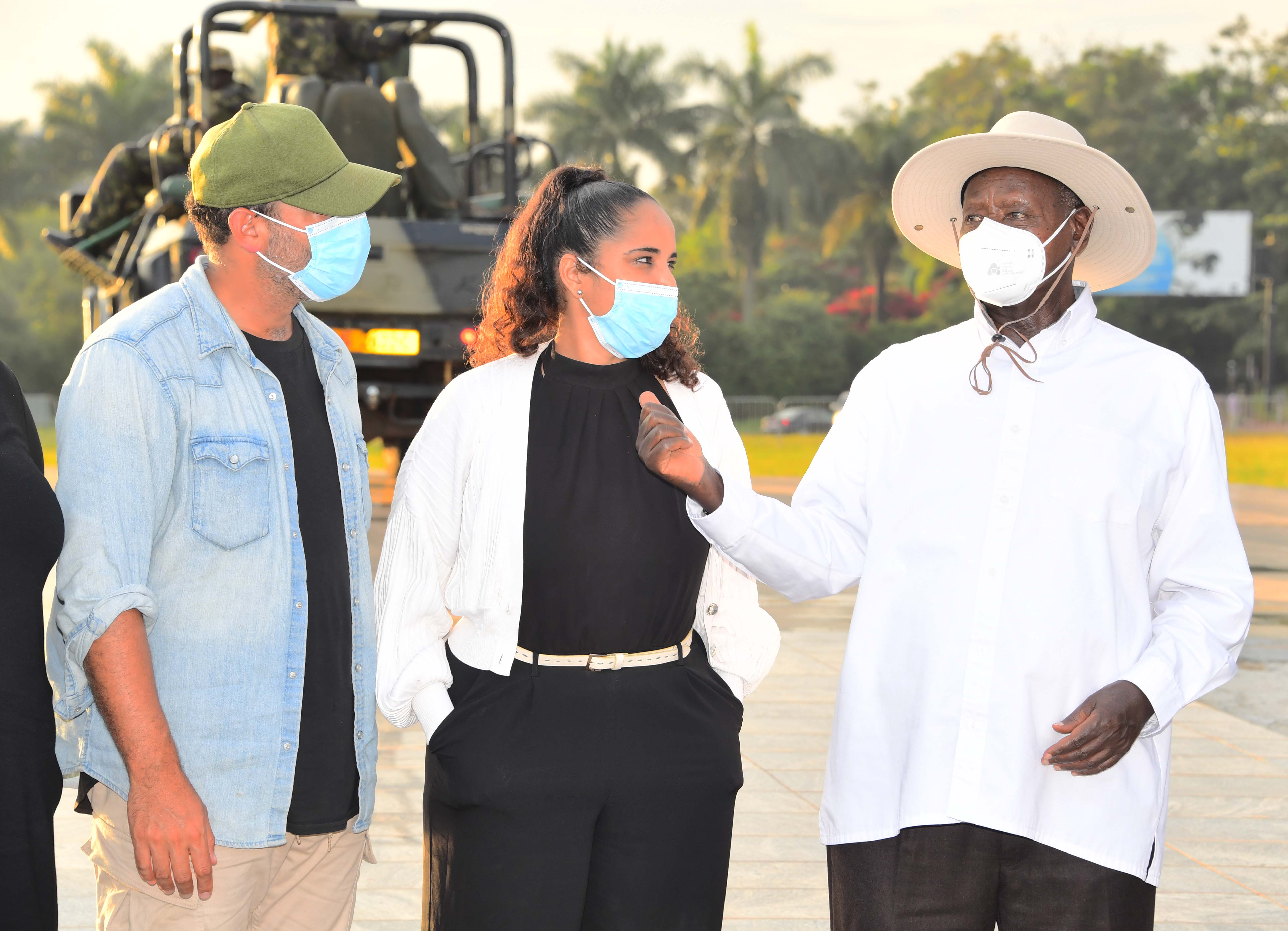 Museveni meets Mexican media influencer, tasks him with promoting Uganda
