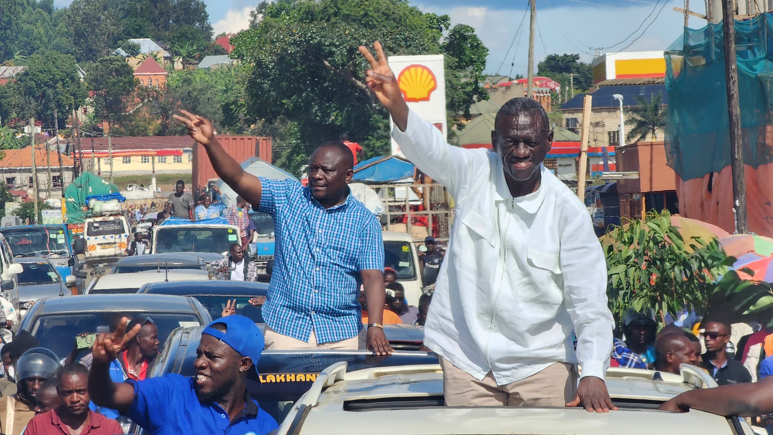 Featured image for Besigye's FDC Refutes Rumors of New Party, Resumes Consultations