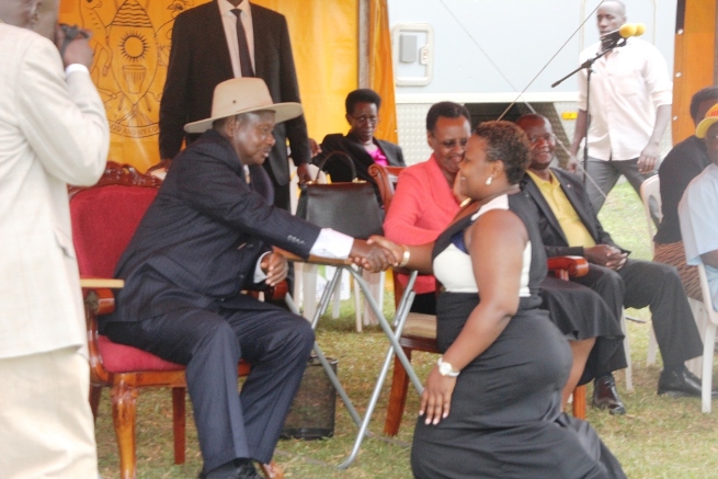Featured image for Report: Museveni has tripled Kusasira's salary to Shs6m in one year