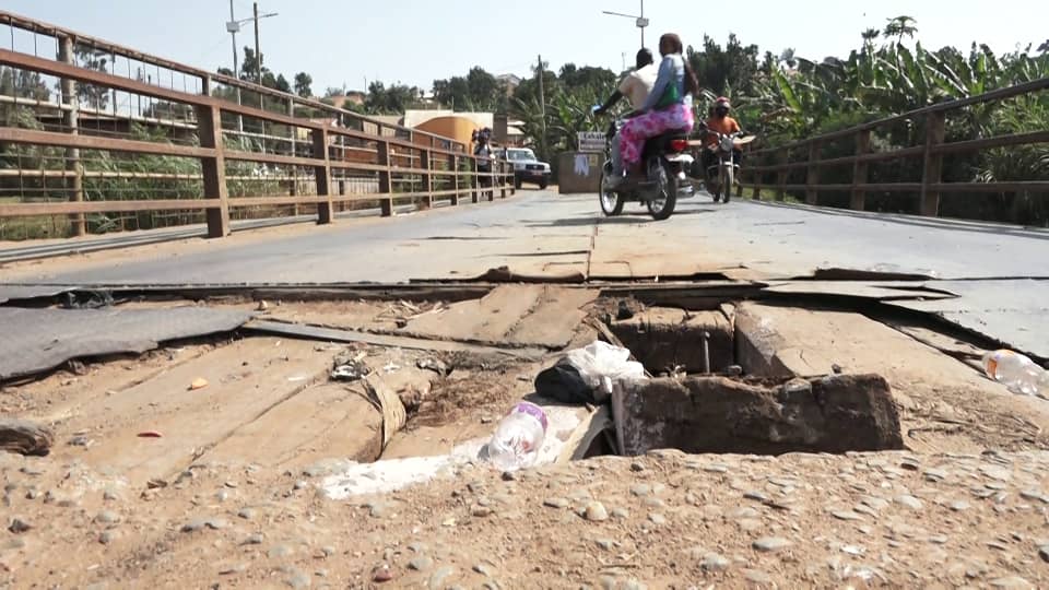 Featured image for Frustrations boils in Mbarara City over Katete Bridge closure