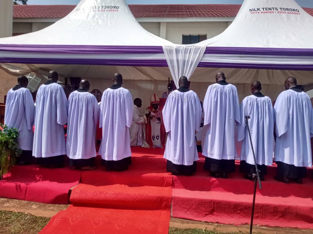 Featured image for Bukedi Diocese ordains 10 deacons in Tororo