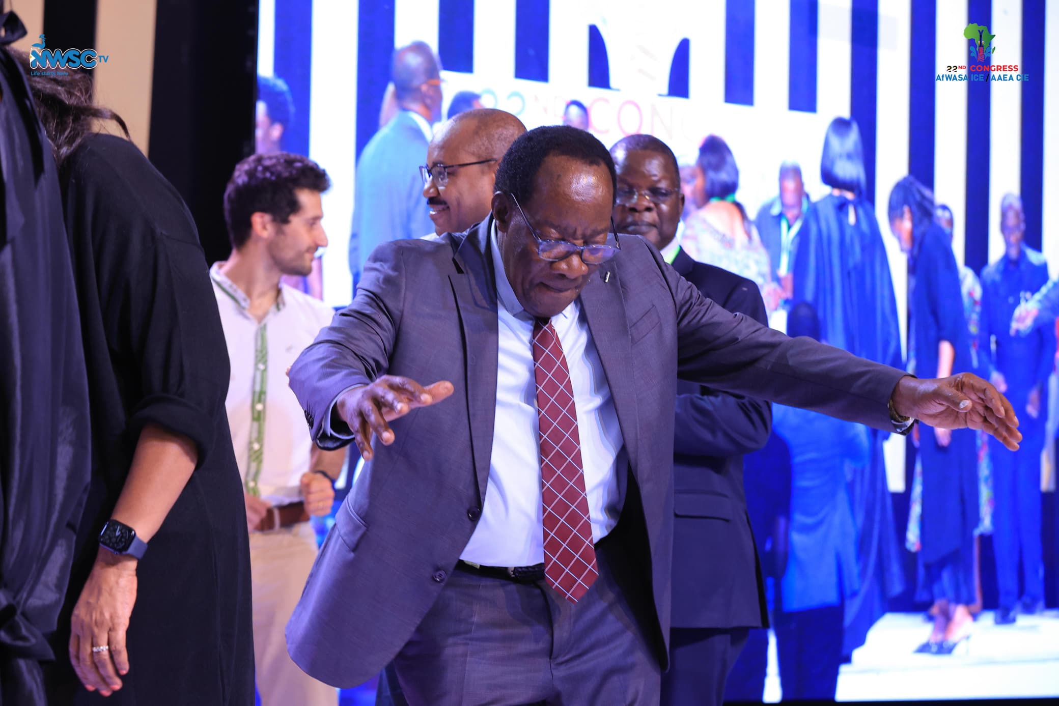 Featured image for PICTURES: Water Conference Guests Celebrate at Gala Dinner