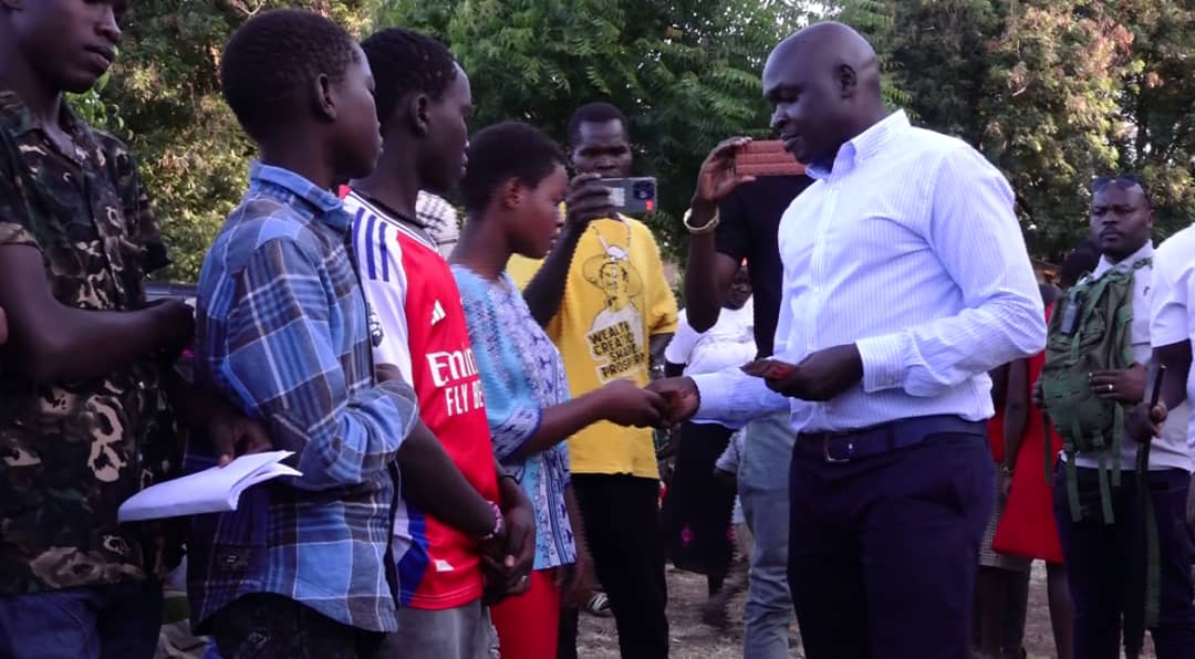 Featured image for Moroto MP Francis Lorika Supports Over 400 Students with Cash Vouchers
