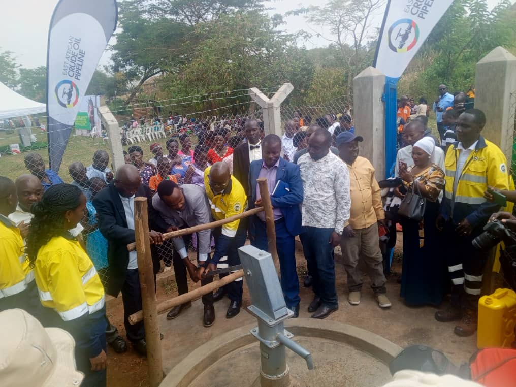 Featured image for EACOP commissions 15 boreholes in Kikuube district