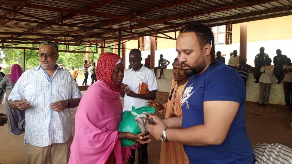 Featured image for Tororo Muslim Community Receives Food Relief for Ramadan