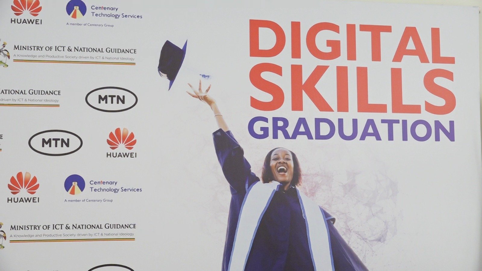 Ministry of IT Graduates 851 in Digital Literacy Initiative