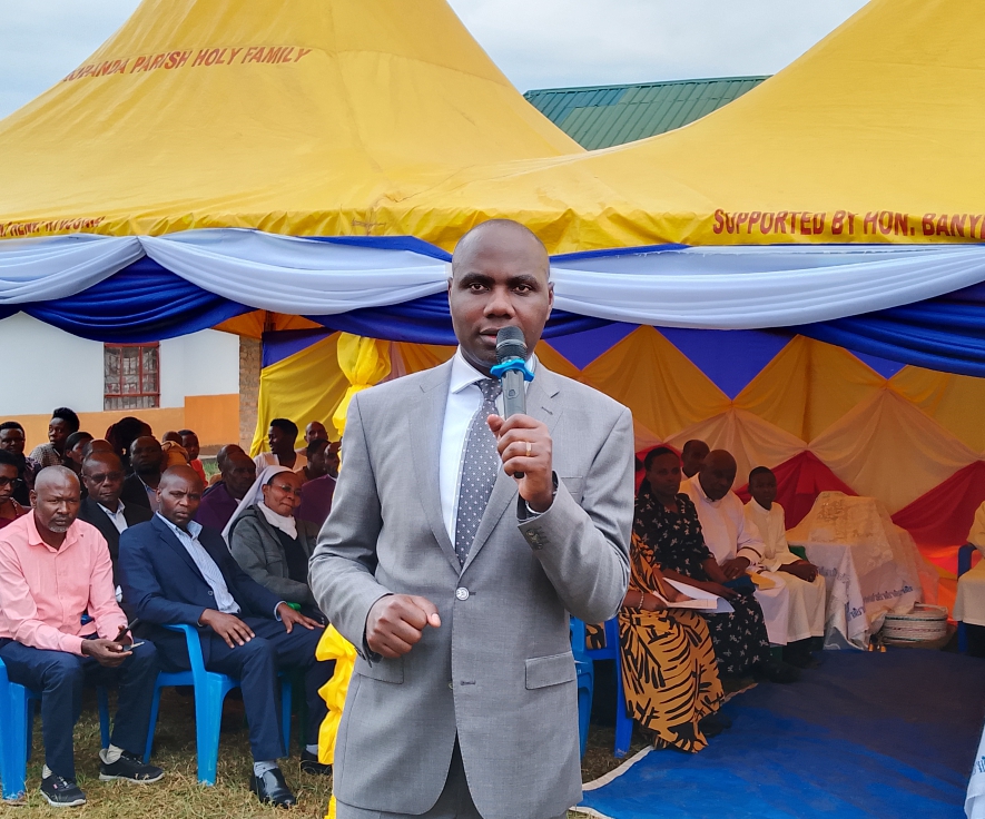 Finance Minister Urges Students to Pursue Market-Driven Courses