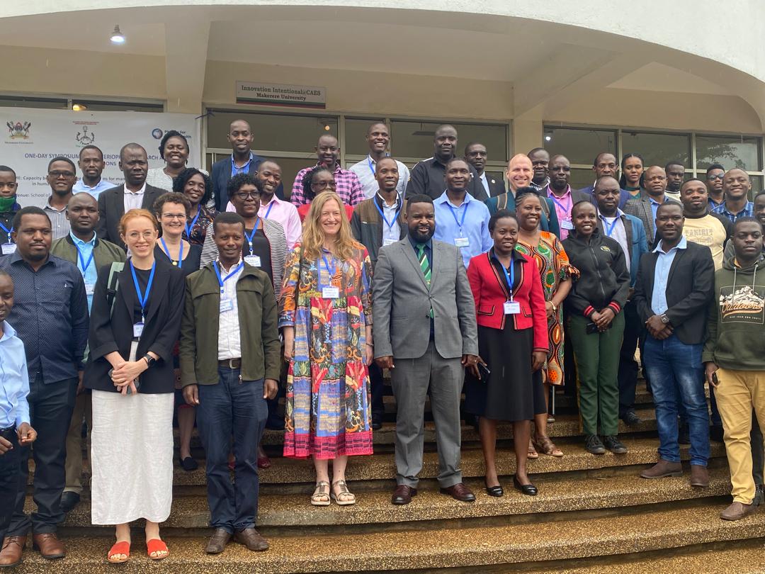 Microbiologist Warns of Antimicrobial Resistance Crisis