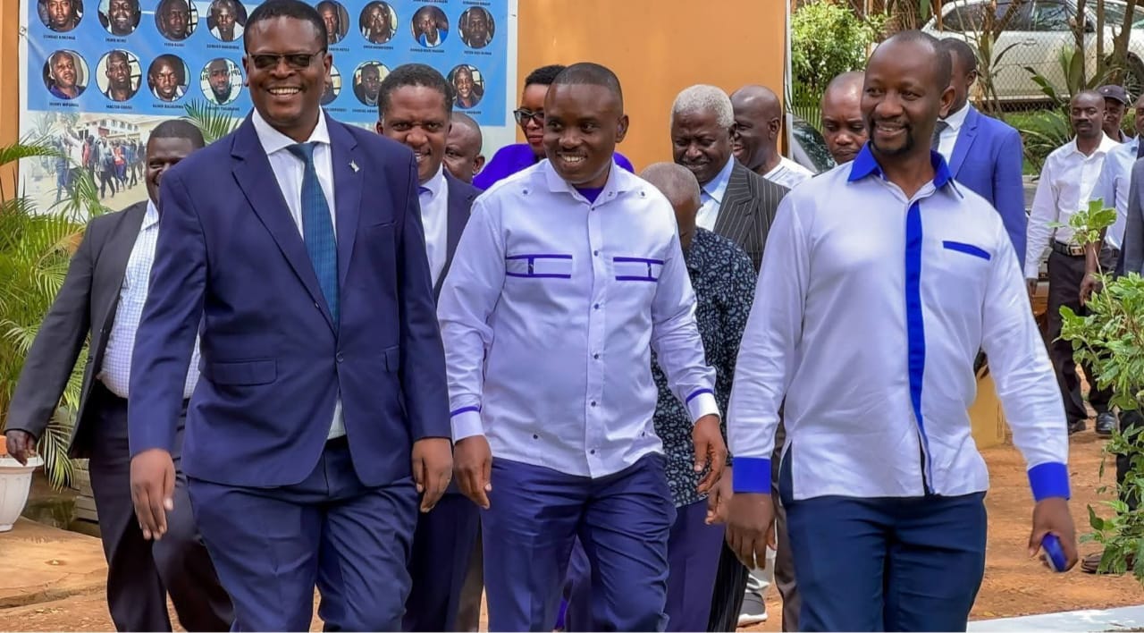PFF Touted as 'Party of Elites' as Political Heavyweights Jump Onboard