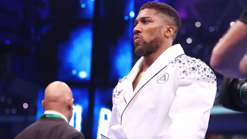 Joshua should fight Paul if it pays - Whyte