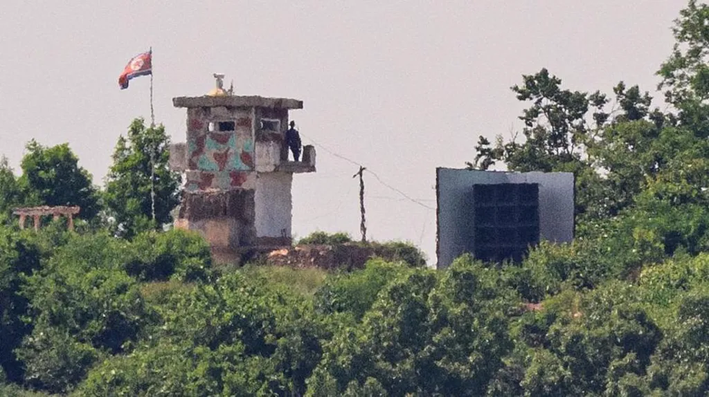 North Korea denies removing propaganda loudspeakers at border