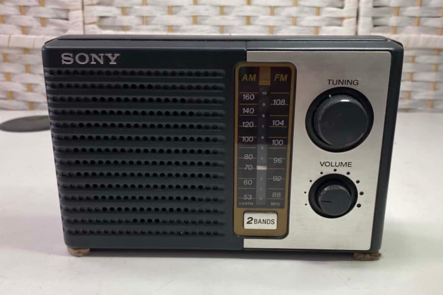 Kibaale Man Arrested After Husband is Killed in Fight For Radio Set