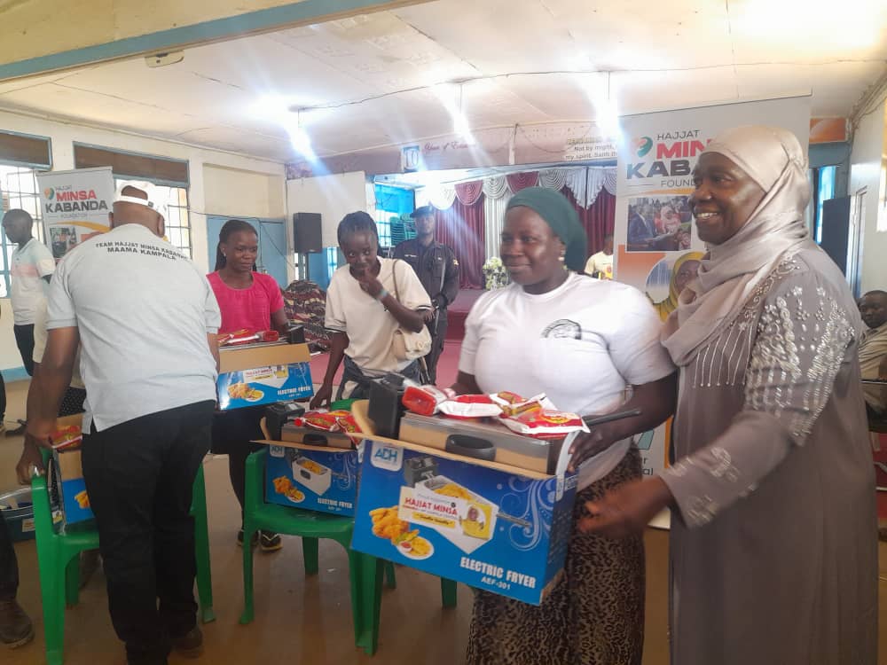 Minister Kabanda Empowers Kisenyi Residents with Start-Up Tools